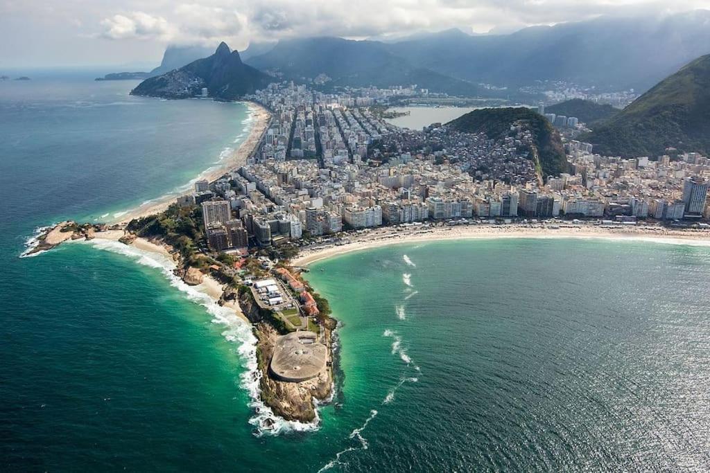 Copacabana Saleta, Grande Com Ar Cond Wi-fi A 2 Qds Da Appartement