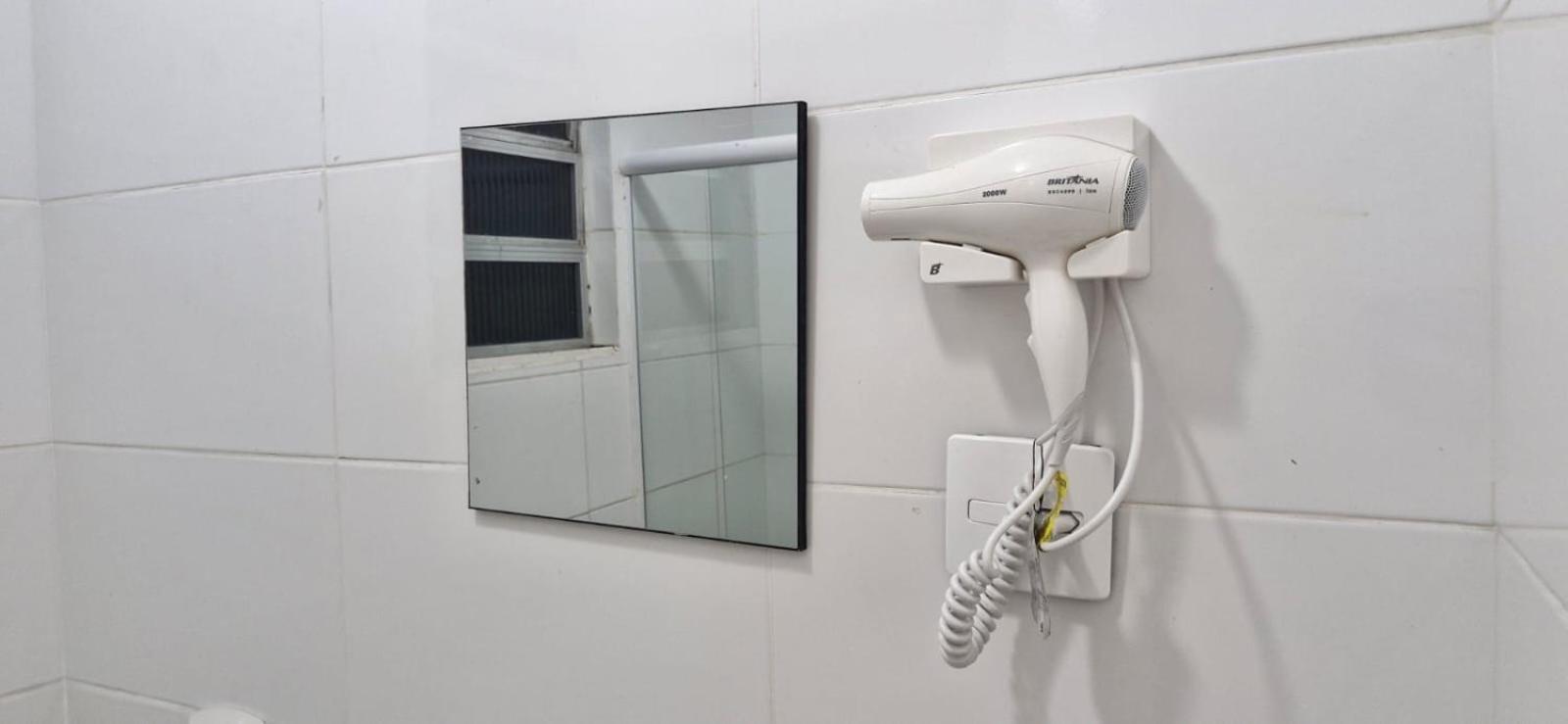 Copacabana Saleta, Grande Com Ar Cond Wi-fi A 2 Qds Da Appartement