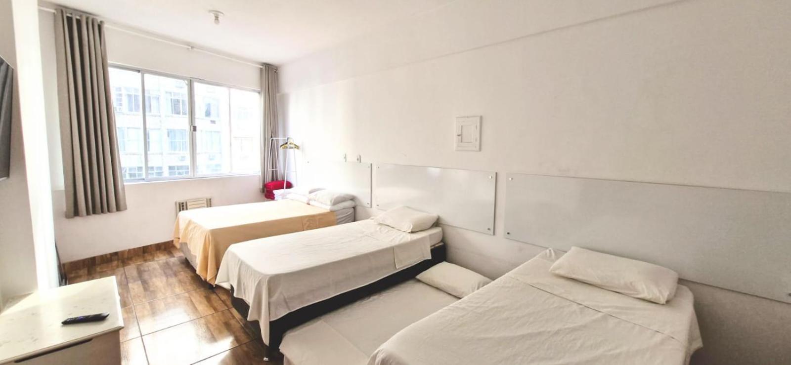 Apartamento Copacabana Saleta, Grande Com Ar Cond Wi-fi A 2 Qds Da *